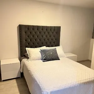Apartamento Apartamento Av El Poblado, Medellín